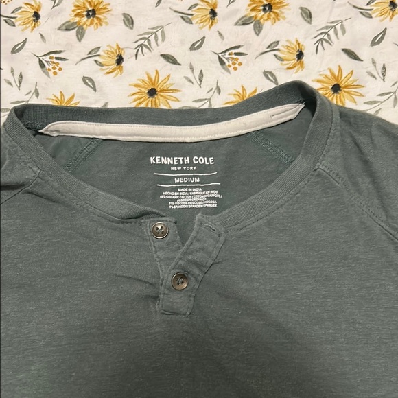 Kenneth Cole Henley Green Short Sleeve Tee - Picture 3 of 6